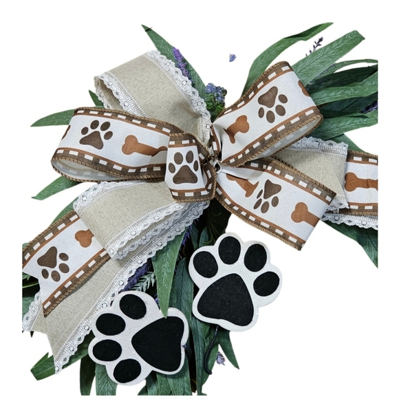 Dog Lovers paw print wreath - Picture 3 of 7